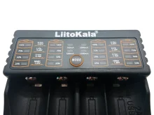 Универсальное зарядное устройство LiitoKala Lii-402 для аккумуляторов 18650, Li-ion, LiFePO4, AA и AAA