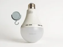Аварійна LED-лампочка E27 із вбудованим акумулятором 1500 mAh | LED 15W